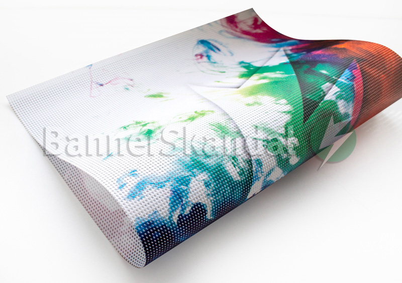 Mesh PVC Gitternetzplane mit Brandschutzzertifizierung (B1) Mesh PVC Gitternetzplane mit Brandschutzzertifizierung (B1)