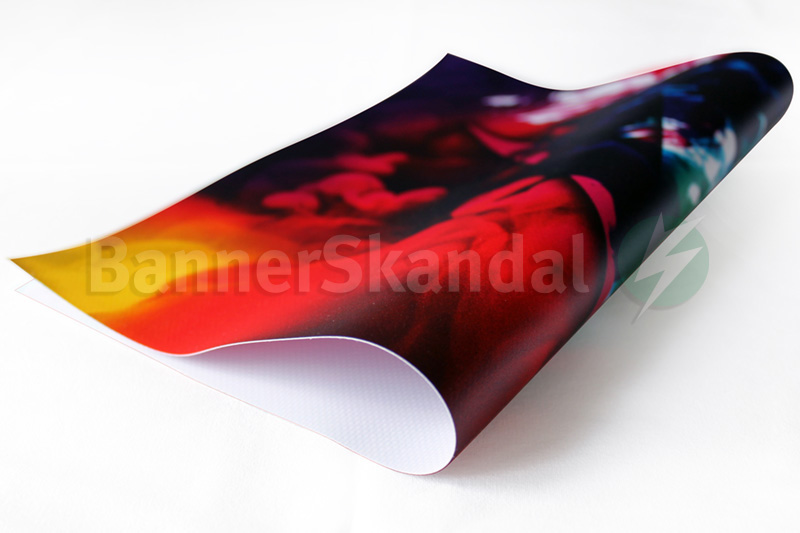Backlit PVC zur Hinterleuchtung mit Brandschutzzertifizierung (B1) Backlit PVC zur Hinterleuchtung mit Brandschutzzertifizierung (B1)